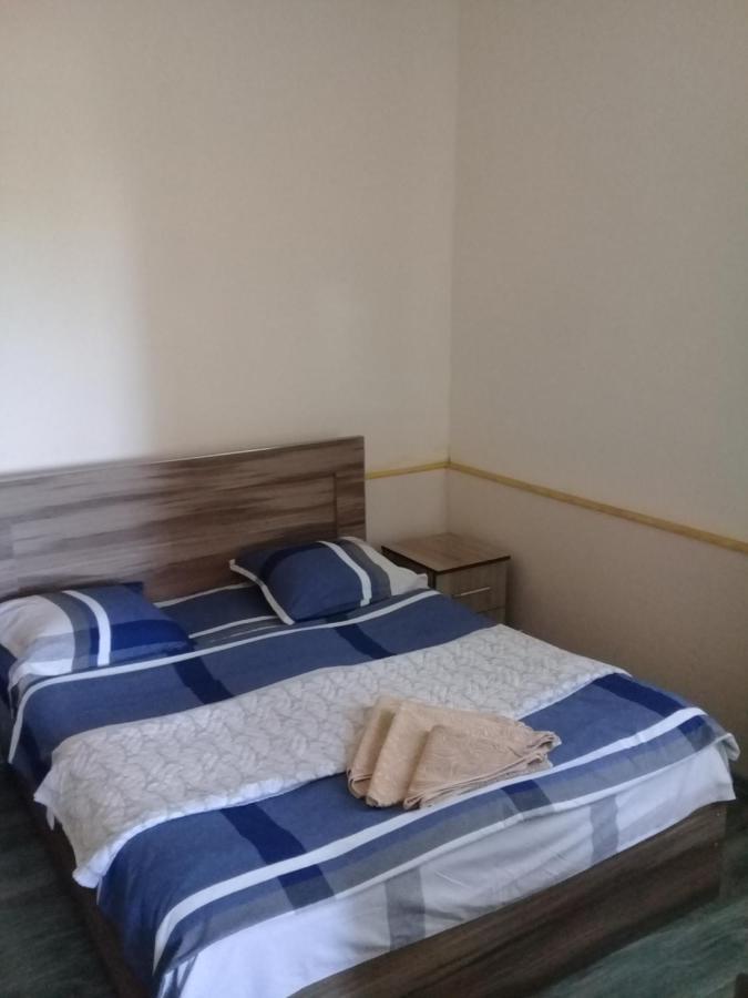 Apartment Giorgi In סינגאני מראה חיצוני תמונה